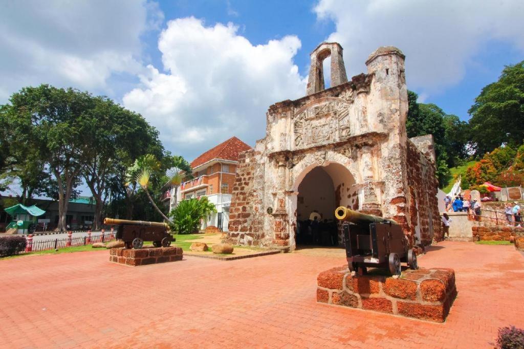 Grand Ct Hotel Malacca Eksteriør billede