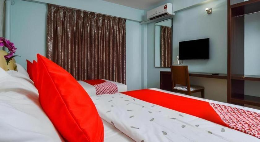 Grand Ct Hotel Malacca Eksteriør billede