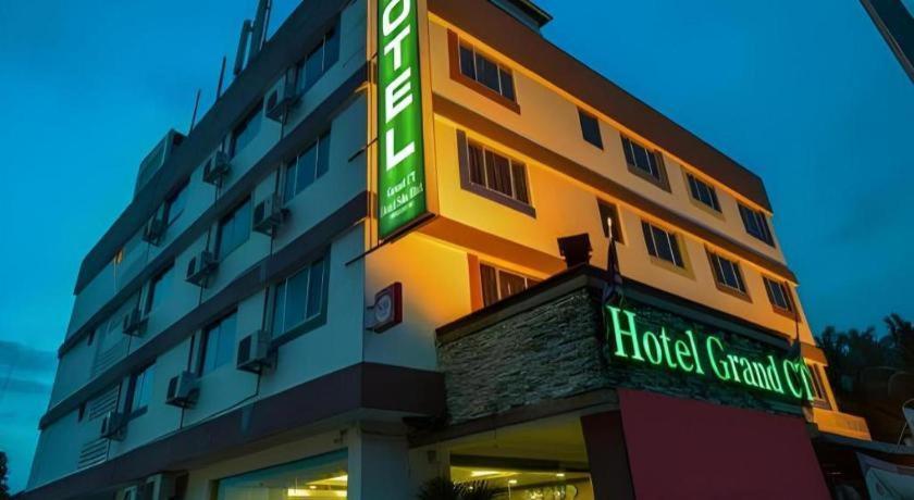 Grand Ct Hotel Malacca Eksteriør billede