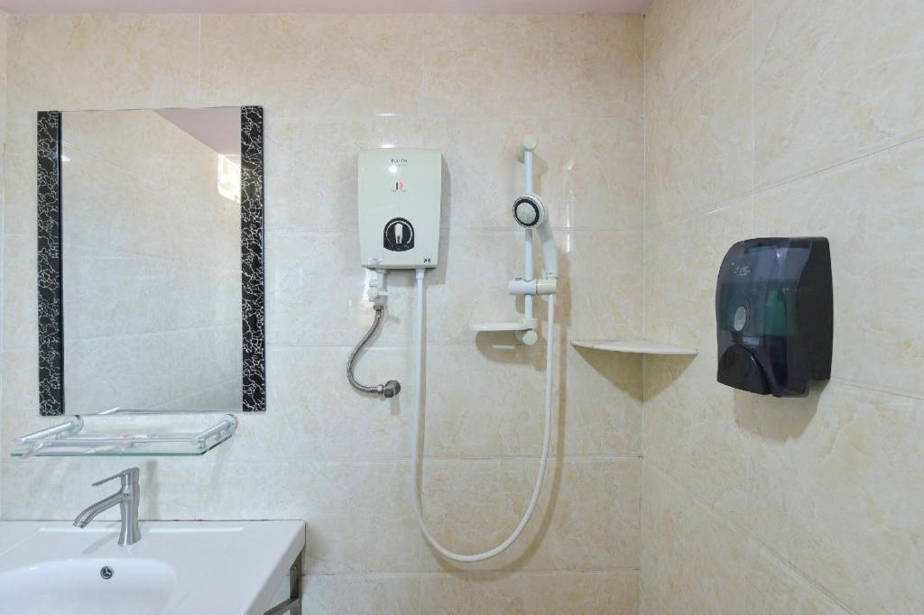 Grand Ct Hotel Malacca Eksteriør billede